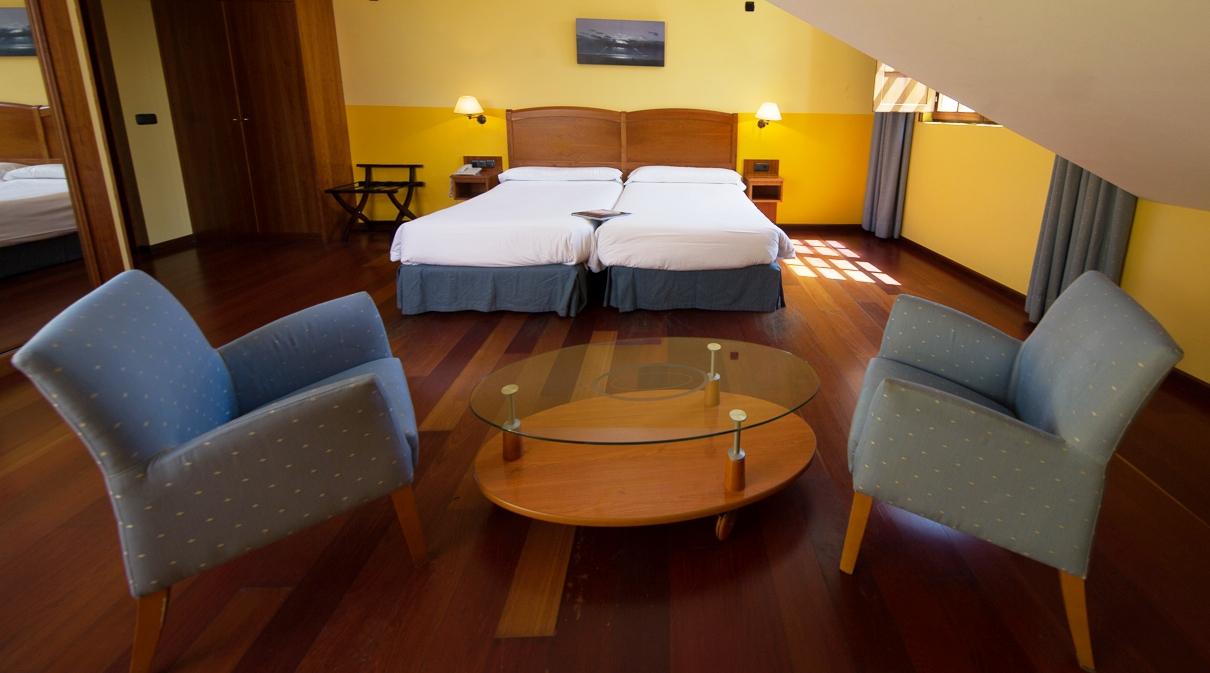 Hotel Aroi Bierzo Plaza Ponferrada Exteriér fotografie