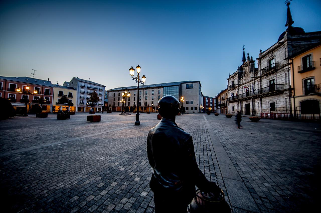Hotel Aroi Bierzo Plaza Ponferrada Exteriér fotografie