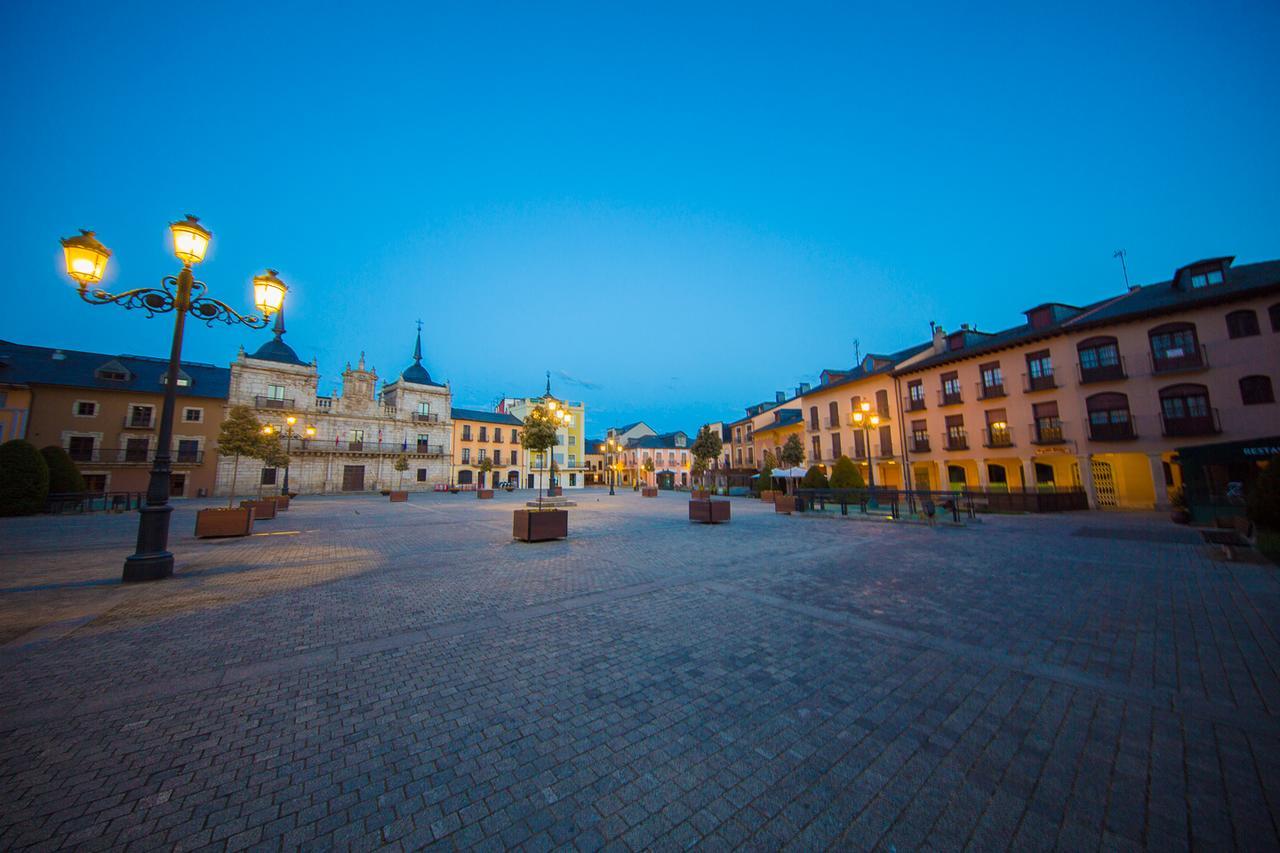 Hotel Aroi Bierzo Plaza Ponferrada Exteriér fotografie