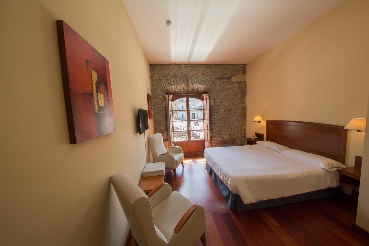 Hotel Aroi Bierzo Plaza Ponferrada Exteriér fotografie